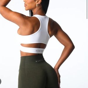 NVGTN Rise Seamless Bra